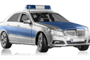 Amtsanmaßung: Verwendung des eigenen Fahrzeugs als Polizeifahrzeug